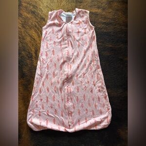 Halo Pink Feather Pattern Sleep Sack